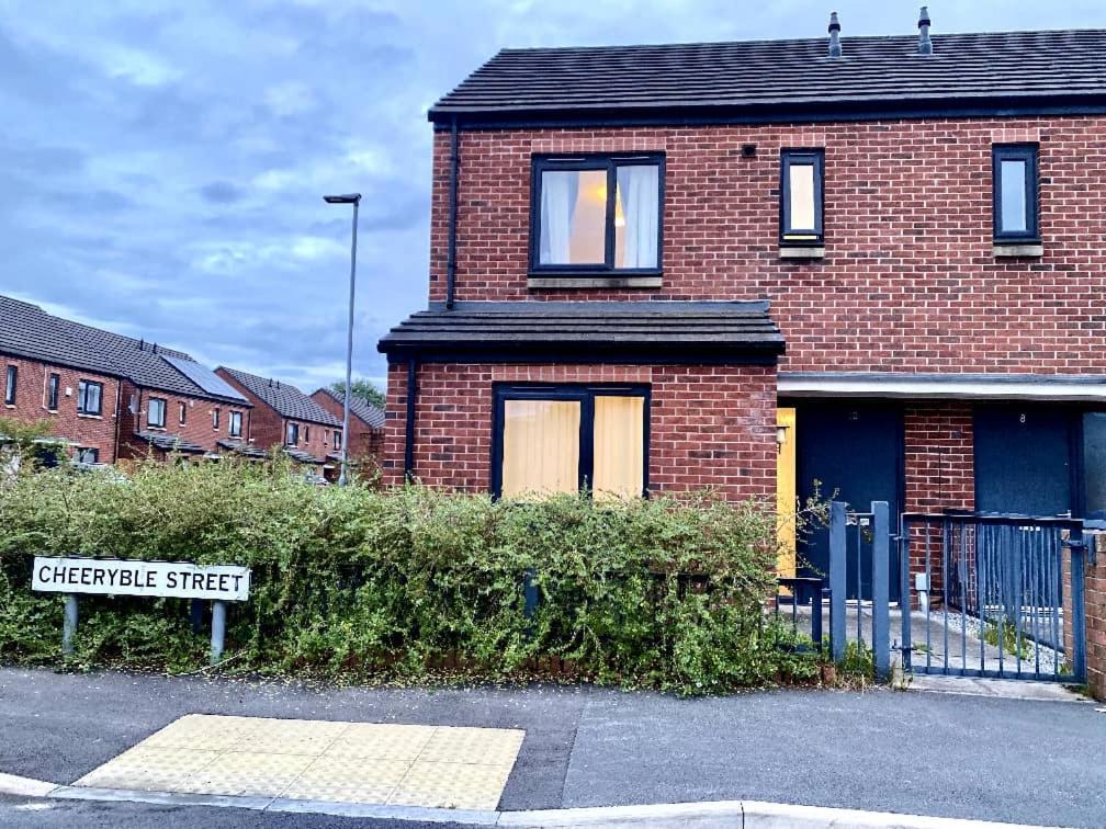 Uniquejoe Properties - 3 Bedroom Manchester Buitenkant foto