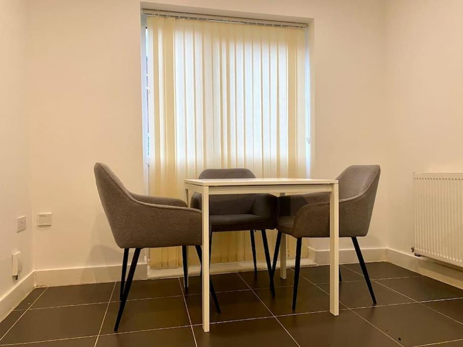 Uniquejoe Properties - 3 Bedroom Manchester Buitenkant foto